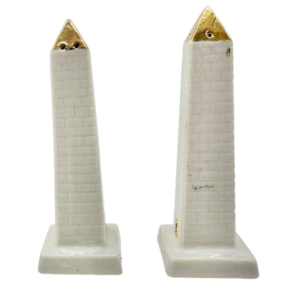 Vintage Ceramic Bunker Hill Monument Salt and Pepper Shakers Japan Gold Accents - Picture 3 of 7